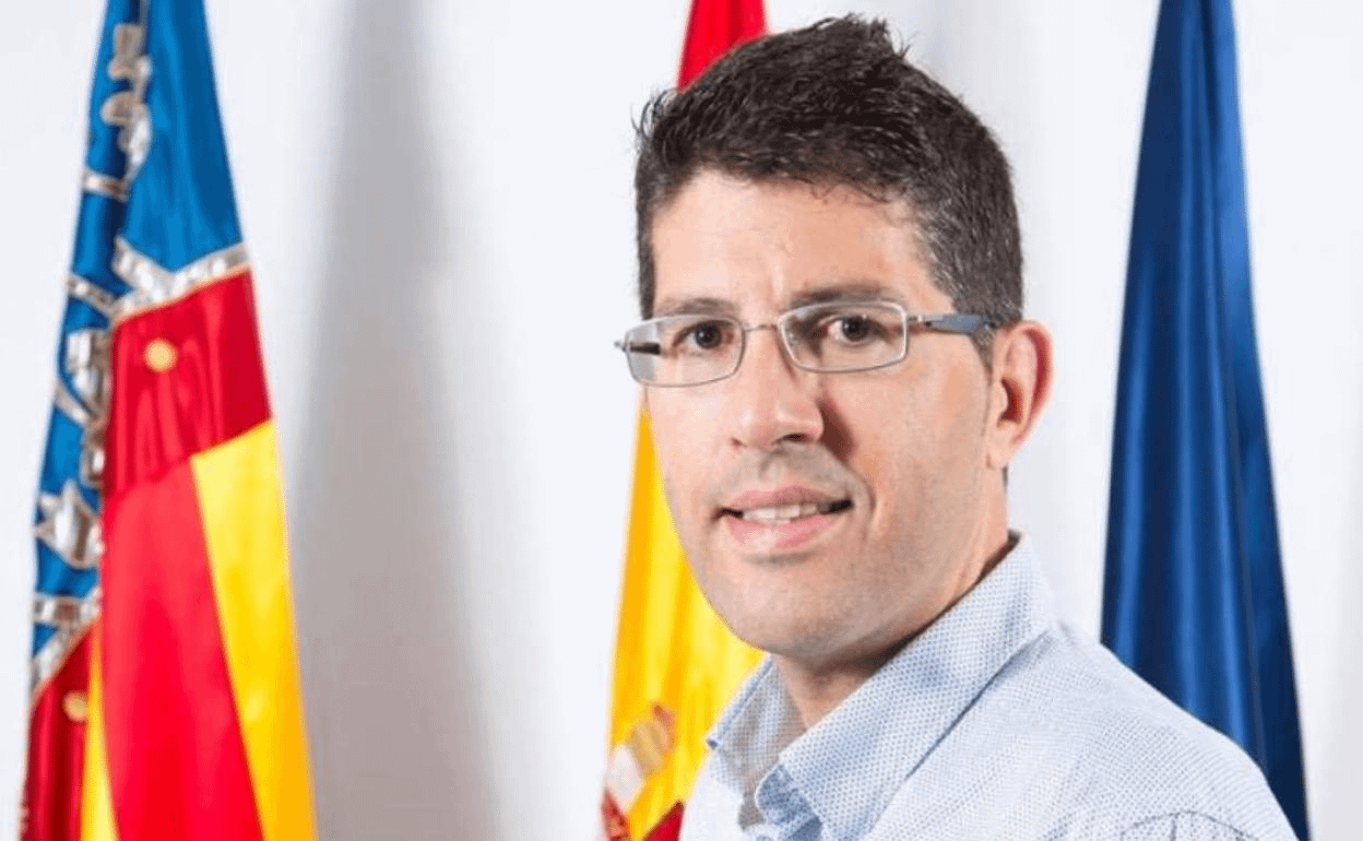El Portavoz Municipal del PSPV en el Ayuntamiento de Finestrat anuncia que no repetirá como candidato a la  alcaldía  en 2023￼